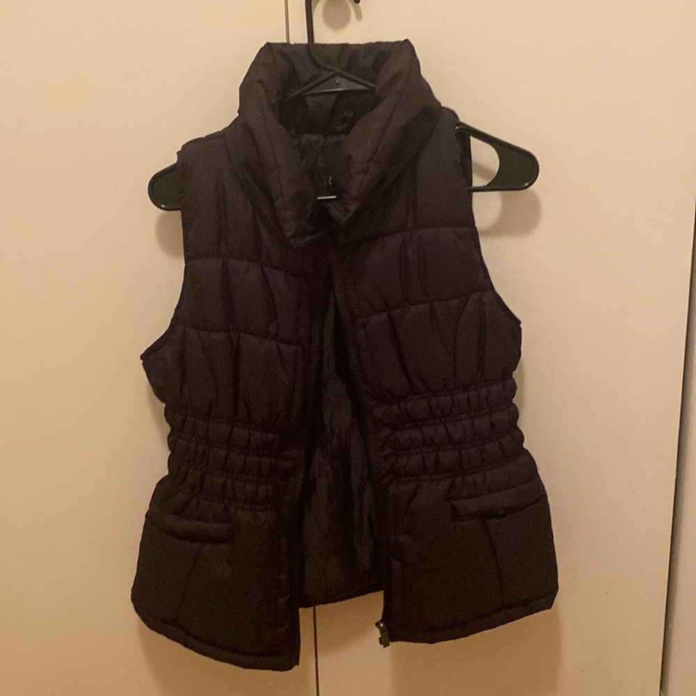 Black lightweight vest